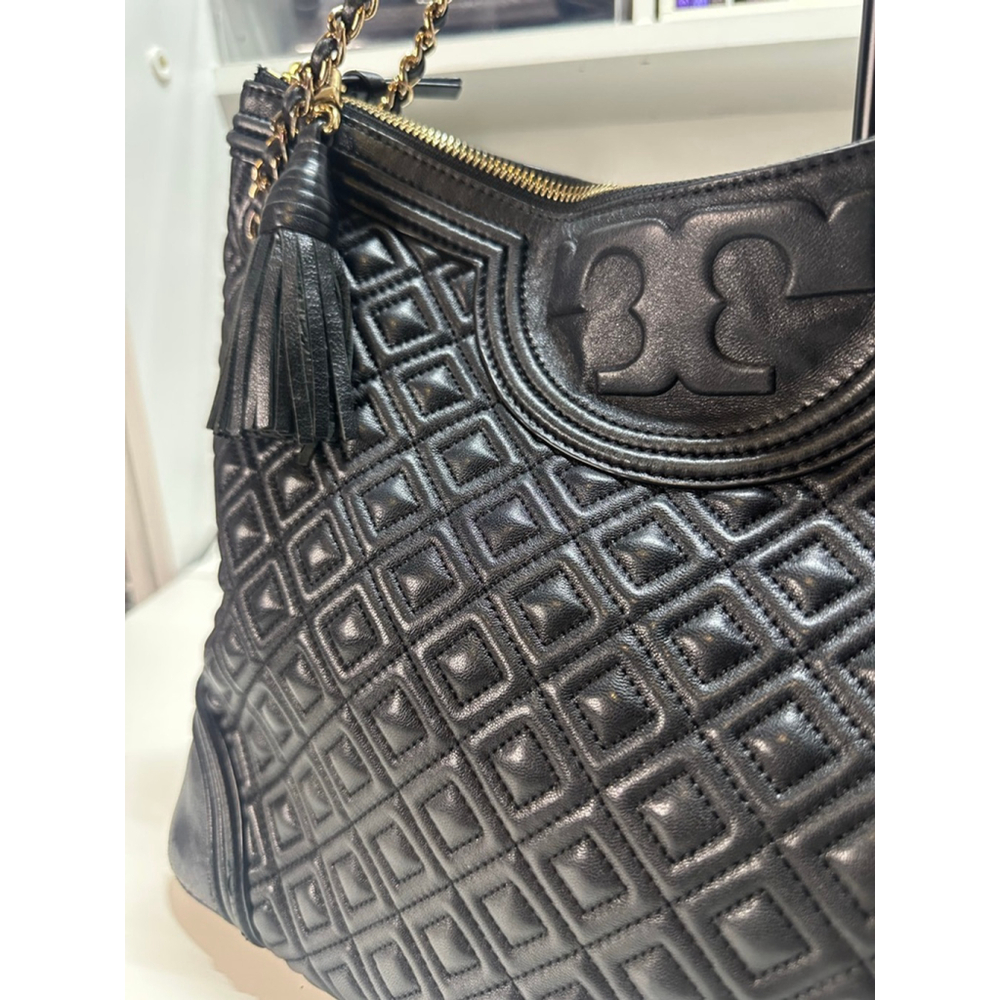 Women's Tory Burch Black Quilted Leather Shoulder Bag One Size Gold Chain - Picture 3 of 16